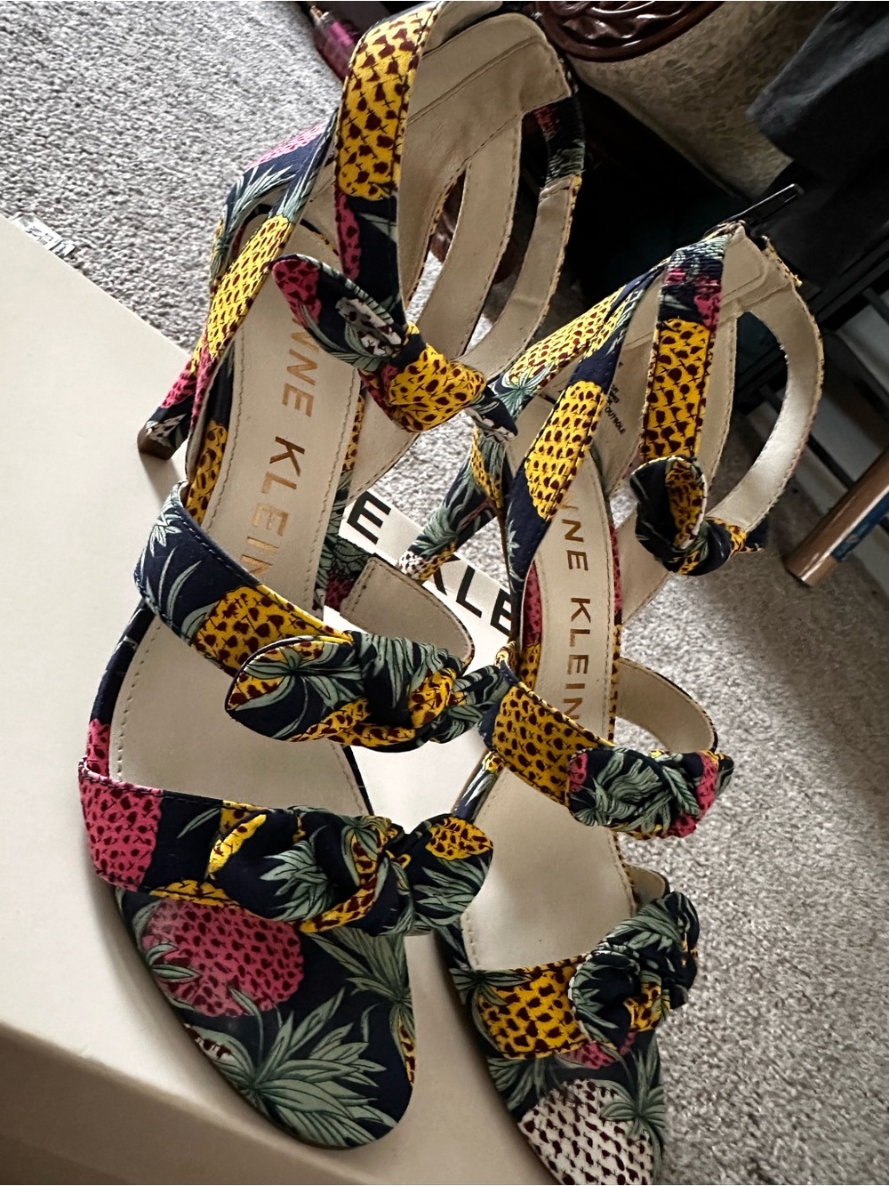 Anne Klein Tropical Print Knotted Open-Toe Heels EXACTLY AS PICTURED ❤️ - Picture 7 of 15